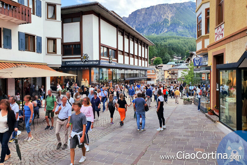 Tourists crowd Corso Italia in Cortina d'Ampezzo