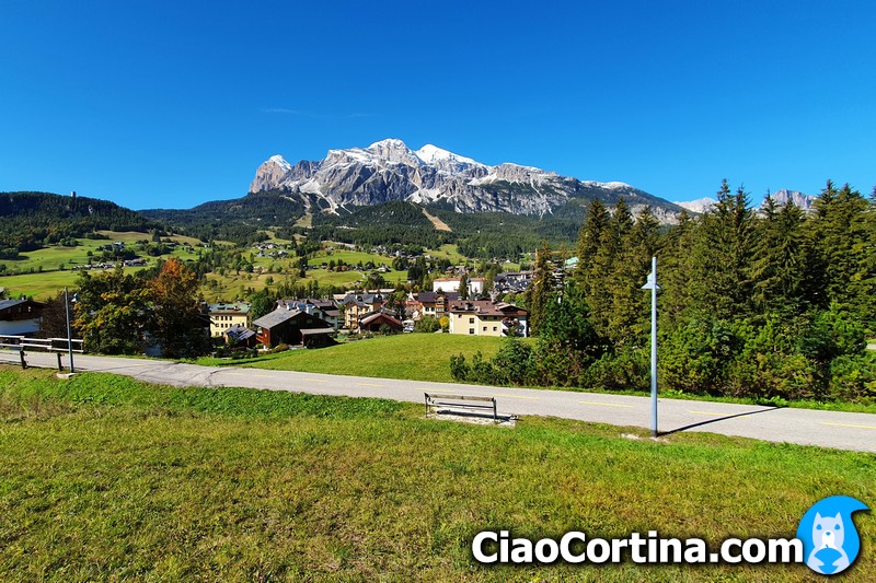 Tofana and the former railway walk in Cortina d'Ampezzo