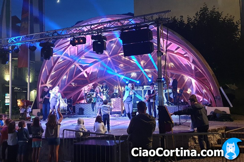 A concert in the shell of Cortina during the Ampezzo festival