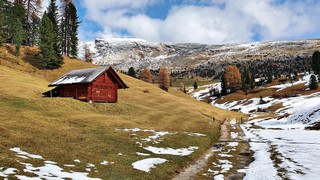 From Cimabanche to Prato Piazza through the Chenopi trail