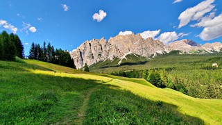 Passeggiata nel bosco da Fiames a Cadin